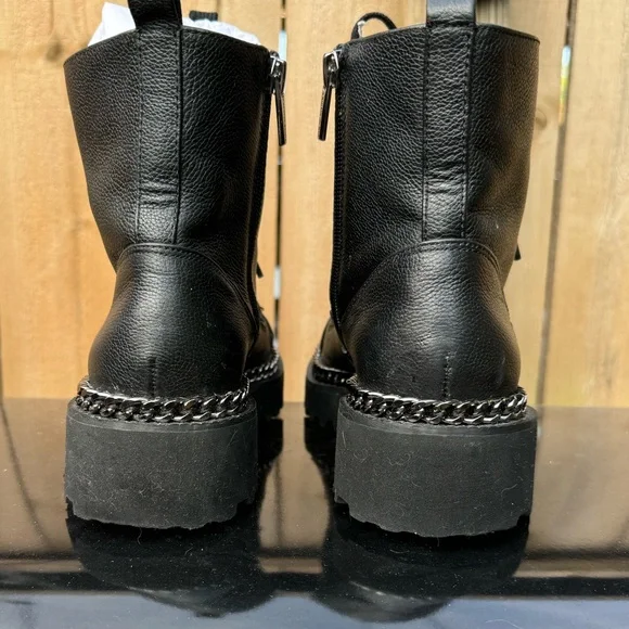 Vince Camuto - Picture 5 of 8